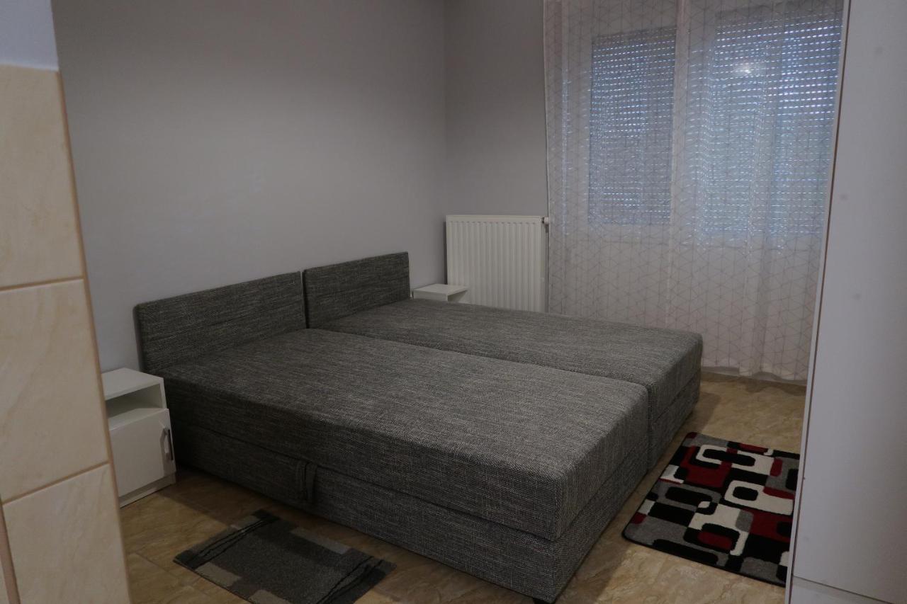 Eva Apartman Szigetvár Exterior foto